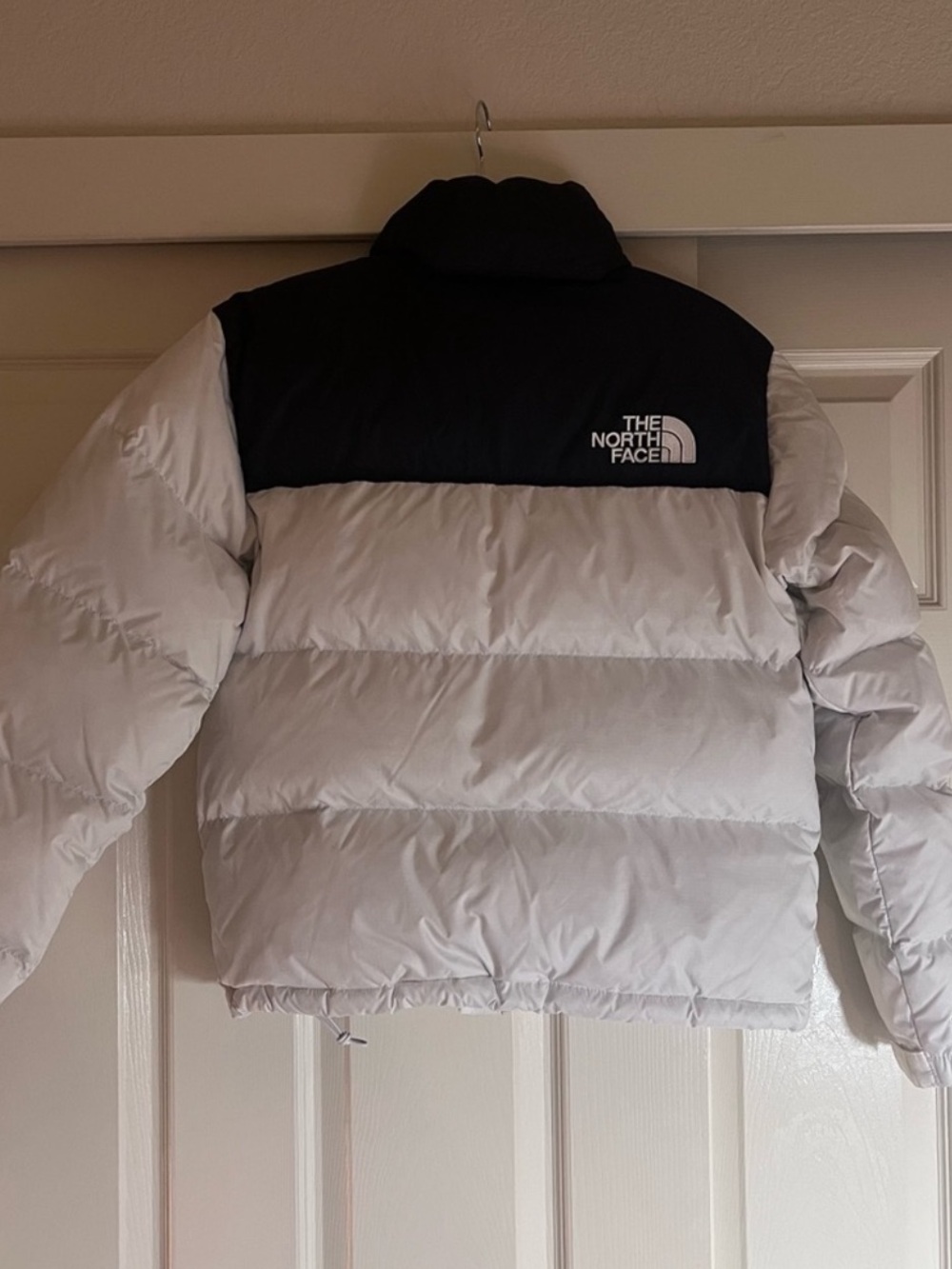 The North Face 1996 Retro Nuptse Jacket Gardenia White/TNF Black Small - Picture 16 of 16